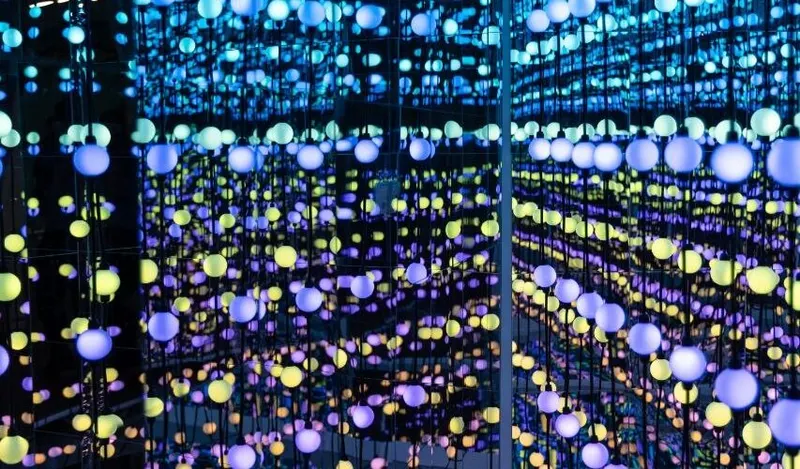 Lichtinstallation in den Fotozonen von SweetPics Frankfurt